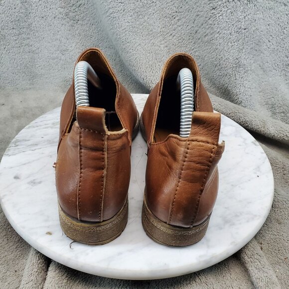 Very Volatile Shoes Womens Size 7 Brown Leather Graham Ankle Boots *Read* - Picture 7 of 10